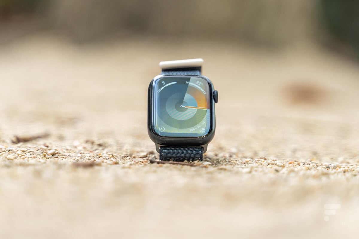 L'Apple Watch Series 9 en aluminium avec boucle sport